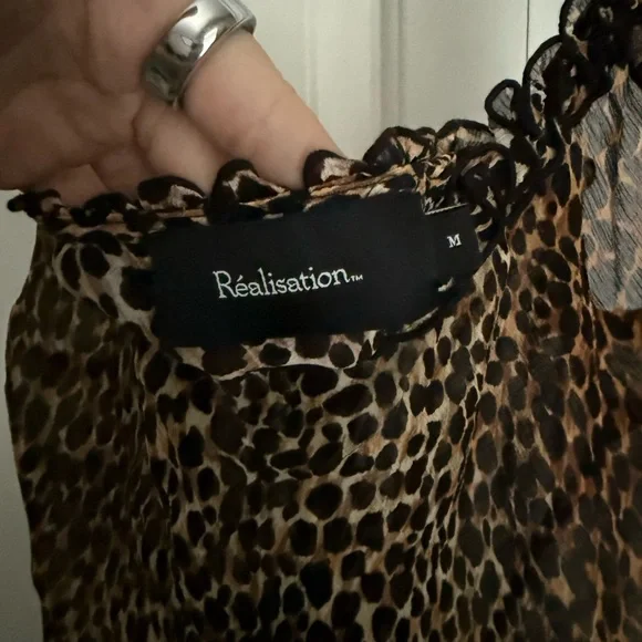 Realisation Par Esme Dress - Picture 5 of 6